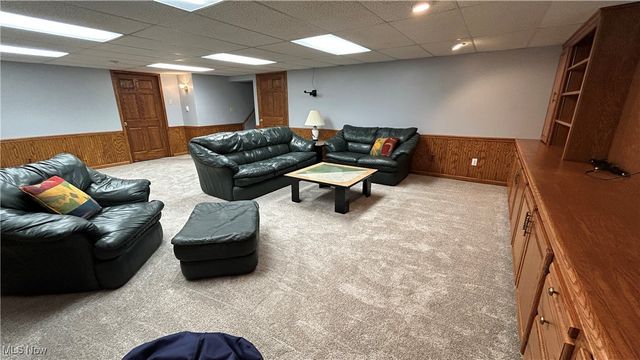 70 Crown Point, Geneva, OH 44041