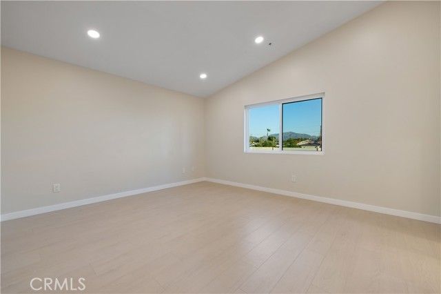 13980 Ginger Lane, San Fernando, CA 91340