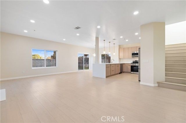 13980 Ginger Lane, San Fernando, CA 91340