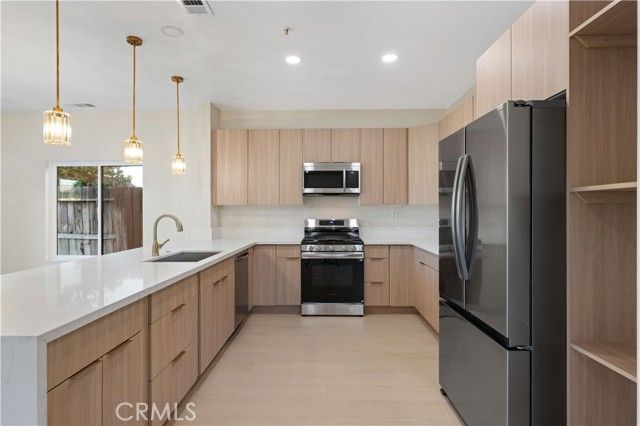 13980 Ginger Lane, San Fernando, CA 91340