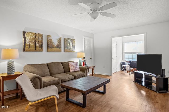 1303 Kent Road 204, Raleigh, NC 27606