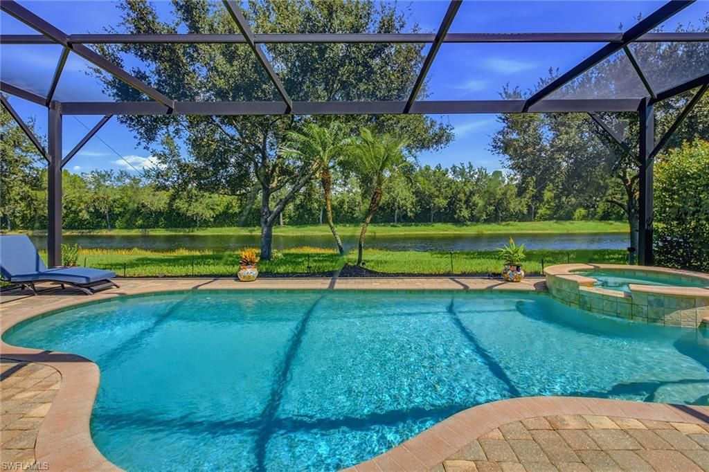 2918 Aviamar CIR, NAPLES, FL 34114 — photo 2