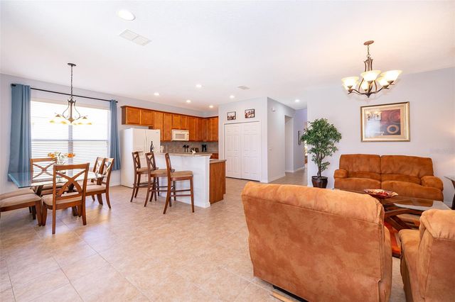 171 ORANGE COSMOS BOULEVARD, Davenport, FL 33837