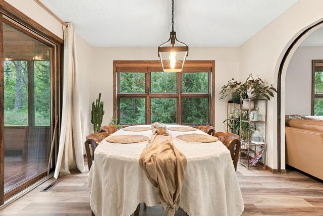 6668 Crackleberry Trail, Woodbury, MN 55129