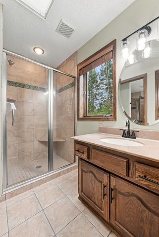 6668 Crackleberry Trail, Woodbury, MN 55129