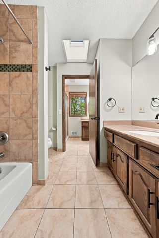 6668 Crackleberry Trail, Woodbury, MN 55129