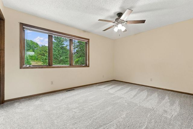 6668 Crackleberry Trail, Woodbury, MN 55129