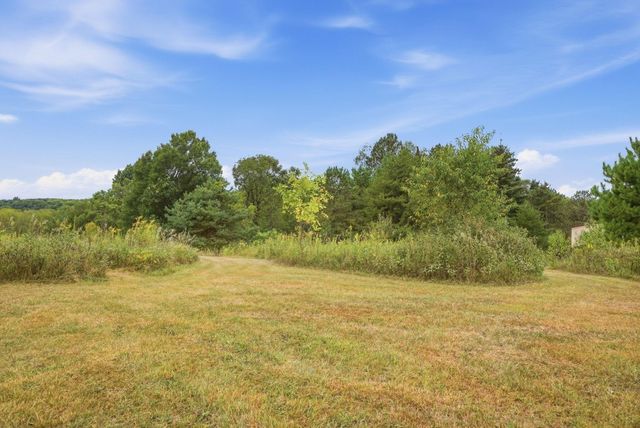 6668 Crackleberry Trail, Woodbury, MN 55129