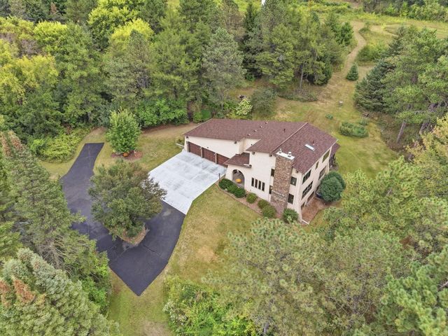 6668 Crackleberry Trail, Woodbury, MN 55129