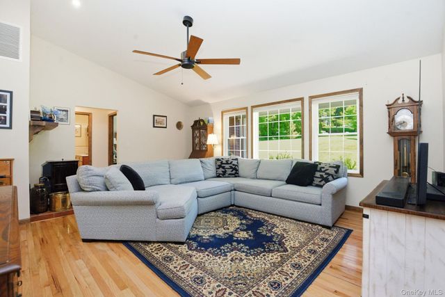 17 Fowler Avenue, Cortlandt Manor, NY 10567