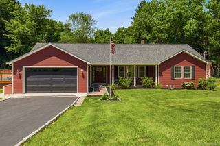 17 Fowler Avenue, Cortlandt Manor, NY 10567