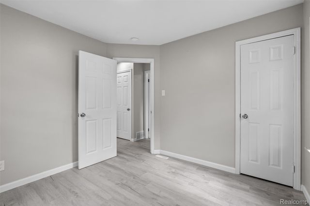 12866 Toepfer Road, Warren, MI 48089