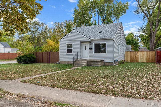 12866 Toepfer Road, Warren, MI 48089