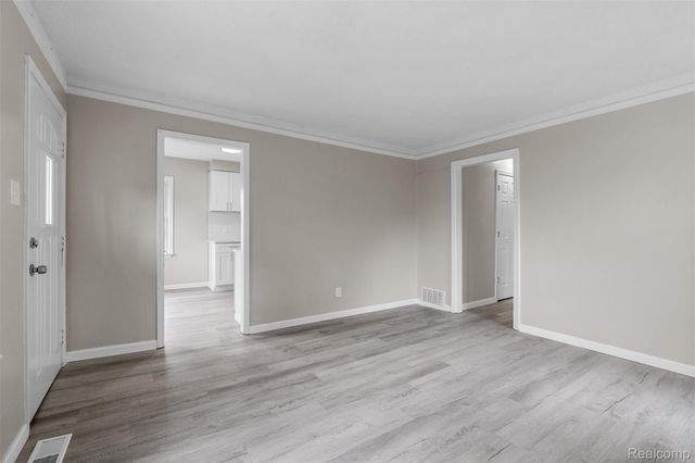 12866 Toepfer Road, Warren, MI 48089