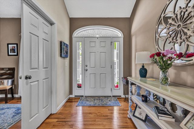 400 Sourwood DR, Hardy, VA 24101