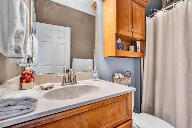 400 Sourwood DR, Hardy, VA 24101
