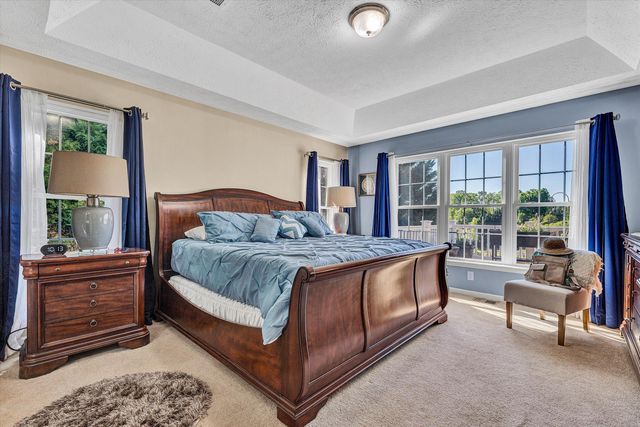 400 Sourwood DR, Hardy, VA 24101