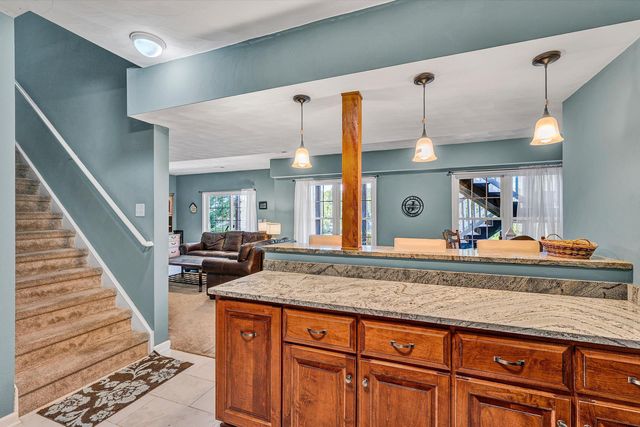 400 Sourwood DR, Hardy, VA 24101