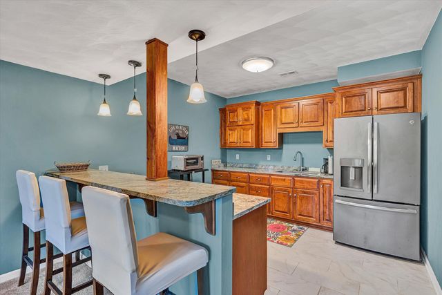 400 Sourwood DR, Hardy, VA 24101