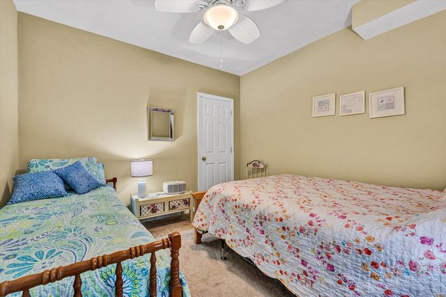 400 Sourwood DR, Hardy, VA 24101