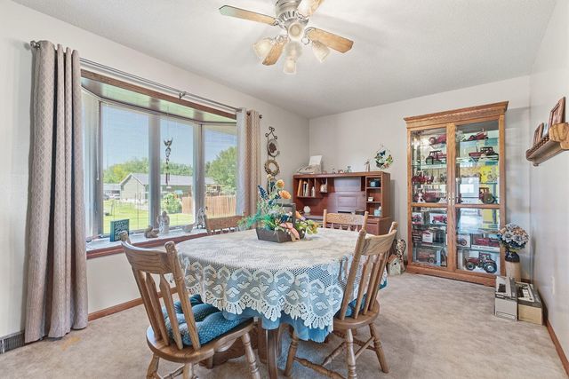 710 E TARR ST, Centralia, MO 65240
