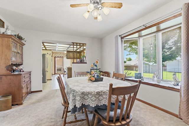 710 E TARR ST, Centralia, MO 65240