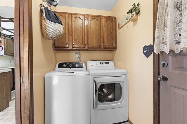 710 E TARR ST, Centralia, MO 65240