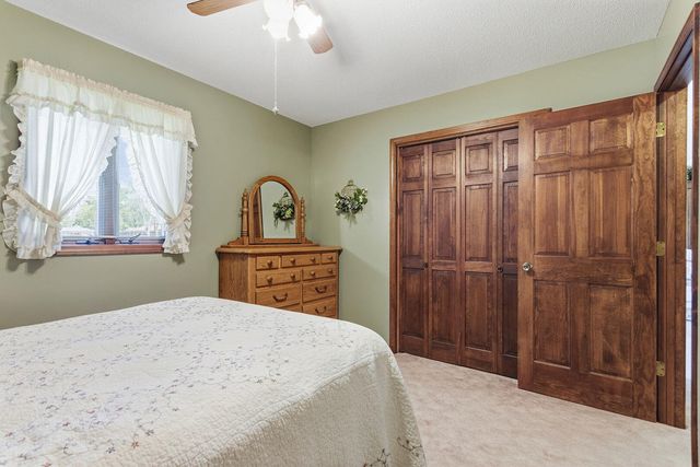 710 E TARR ST, Centralia, MO 65240