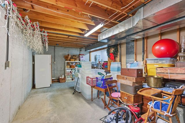 710 E TARR ST, Centralia, MO 65240