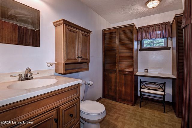 1077 Dotland Cir, Shelbyville, KY 40065