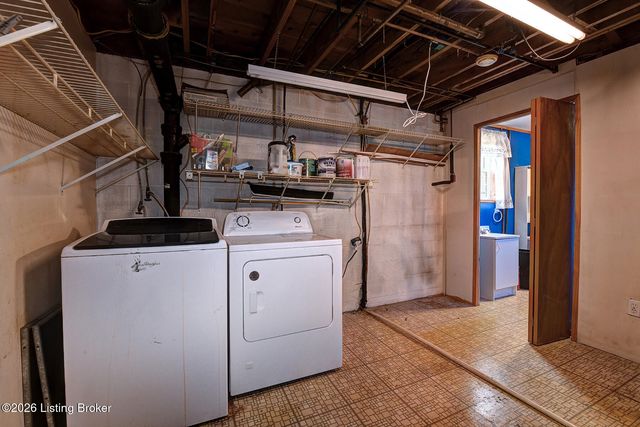 1077 Dotland Cir, Shelbyville, KY 40065