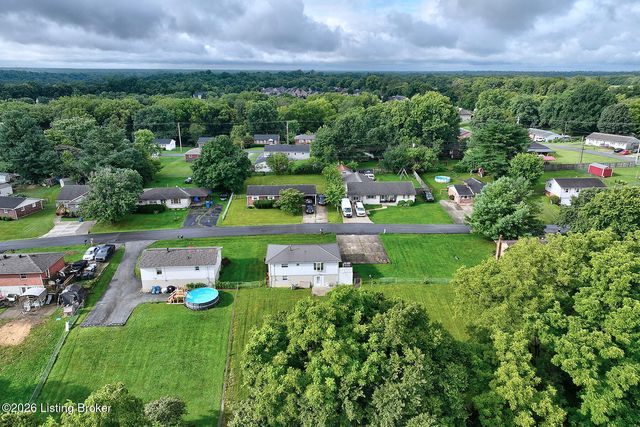 1077 Dotland Cir, Shelbyville, KY 40065