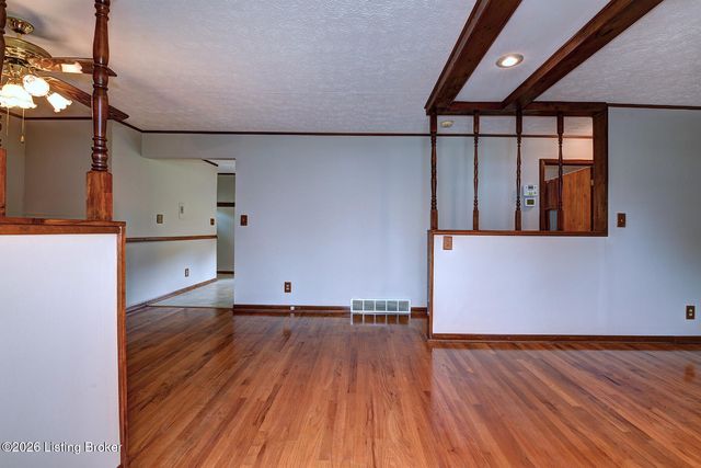 1077 Dotland Cir, Shelbyville, KY 40065