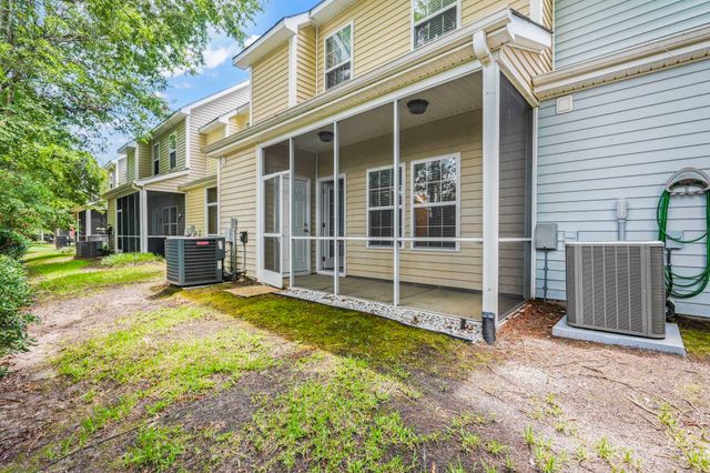 1698 Low Country Pl Apt E, Myrtle Beach, SC 29577