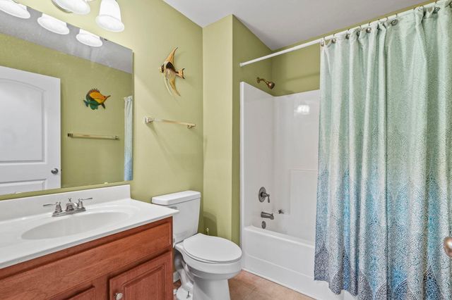 1698 Low Country Pl Apt E, Myrtle Beach, SC 29577