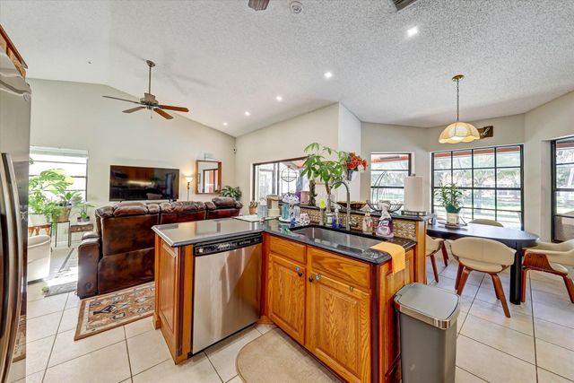 10966 NW 14th Street, Coral Springs, FL 33071