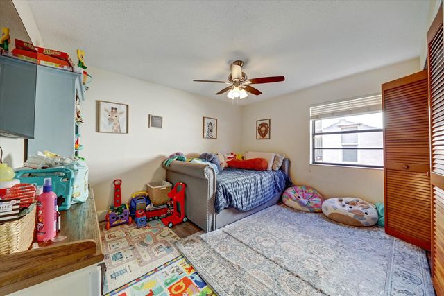 10966 NW 14th Street, Coral Springs, FL 33071
