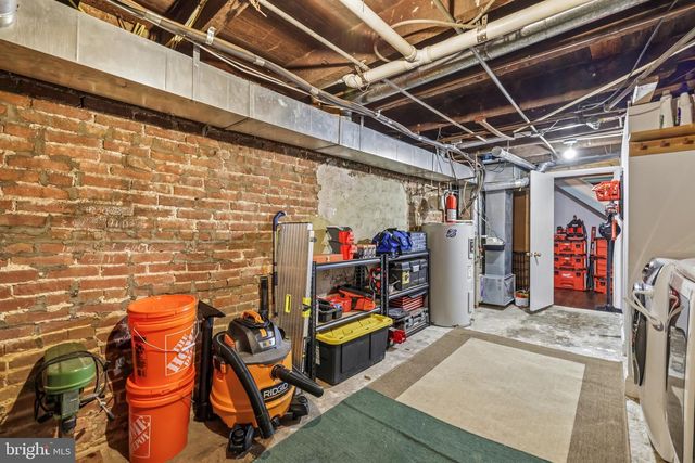 2945 KESWICK RD, Baltimore, MD 21211