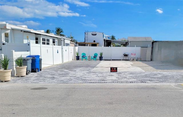 325 Calusa St 376, Key Largo, FL 33037