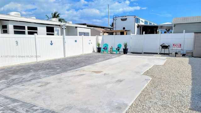 325 Calusa St 376, Key Largo, FL 33037