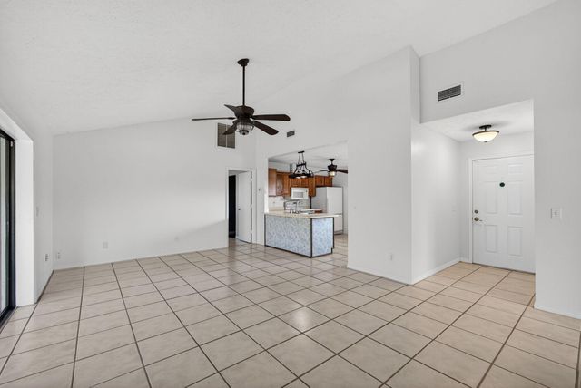 8288 SE Pine Circle, Hobe Sound, FL 33455
