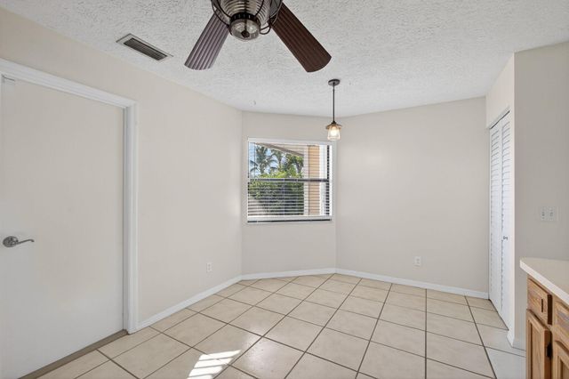 8288 SE Pine Circle, Hobe Sound, FL 33455