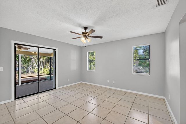 8288 SE Pine Circle, Hobe Sound, FL 33455