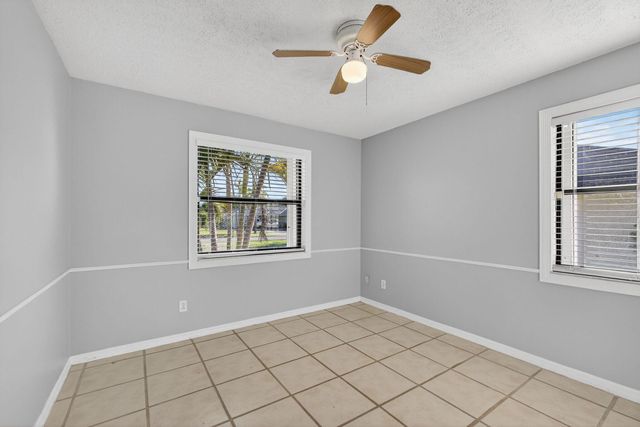 8288 SE Pine Circle, Hobe Sound, FL 33455