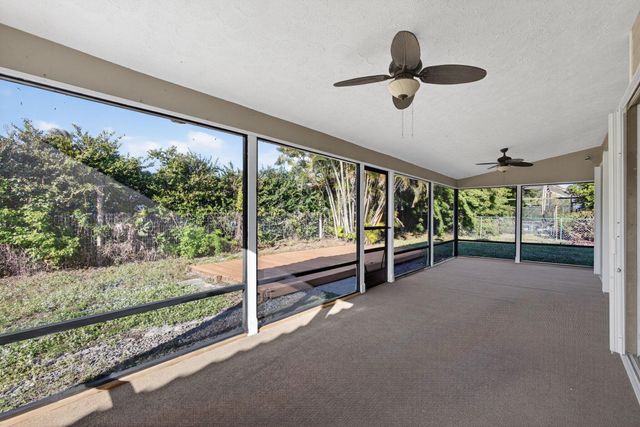 8288 SE Pine Circle, Hobe Sound, FL 33455