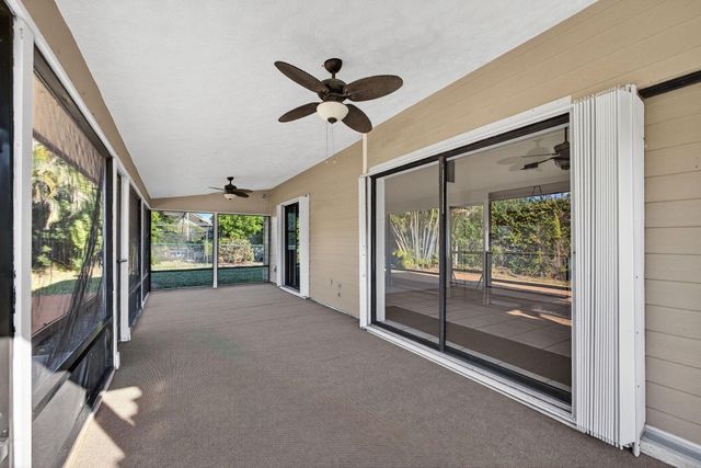 8288 SE Pine Circle, Hobe Sound, FL 33455