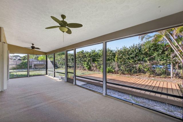 8288 SE Pine Circle, Hobe Sound, FL 33455