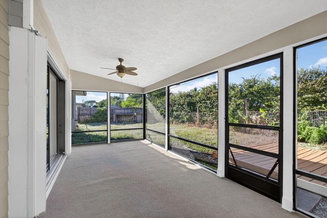 8288 SE Pine Circle, Hobe Sound, FL 33455