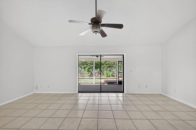8288 SE Pine Circle, Hobe Sound, FL 33455