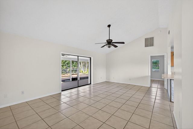 8288 SE Pine Circle, Hobe Sound, FL 33455
